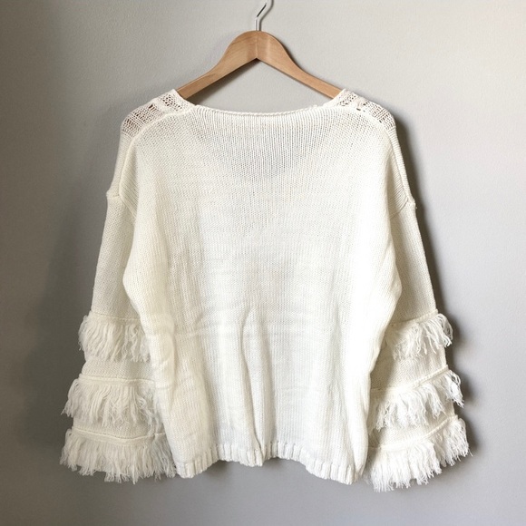 White Tassel Sweater - Picture 7 of 8
